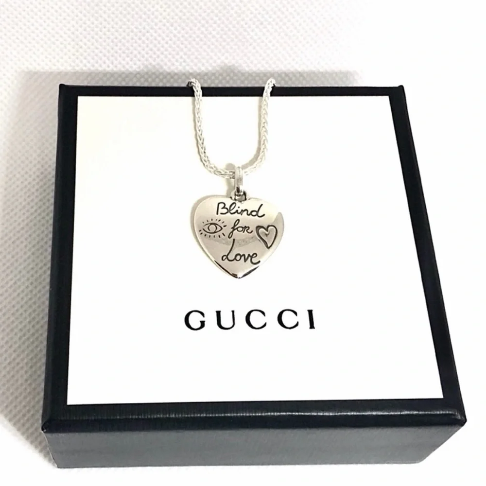 New Gucci Blind For Love Heart Charm + Free Chain - Picture 2 of 9